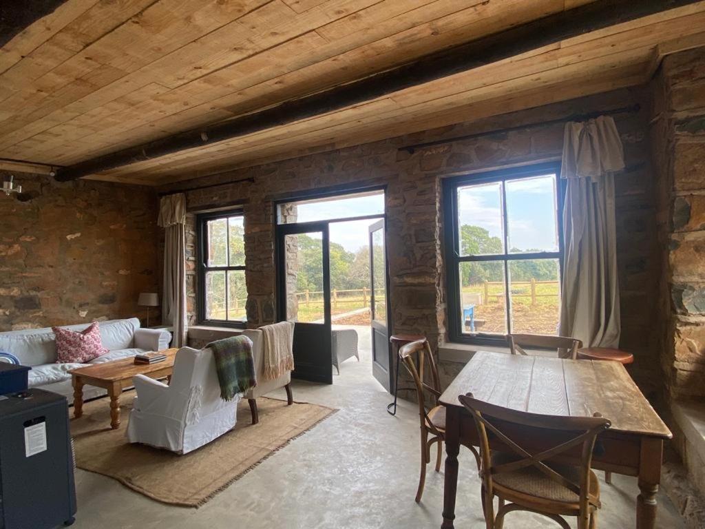 Yellowwoods Farm - Willoughbys Cottage And Old Stables Cottage Curry's Post Bagian luar foto